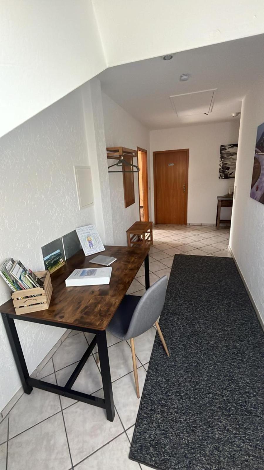 Fewo Hoheeifel, 1 Haus Mit 2 Apartments 5 Schlafzimmer In Kelberg Naehe Nuerburgring 客房 照片