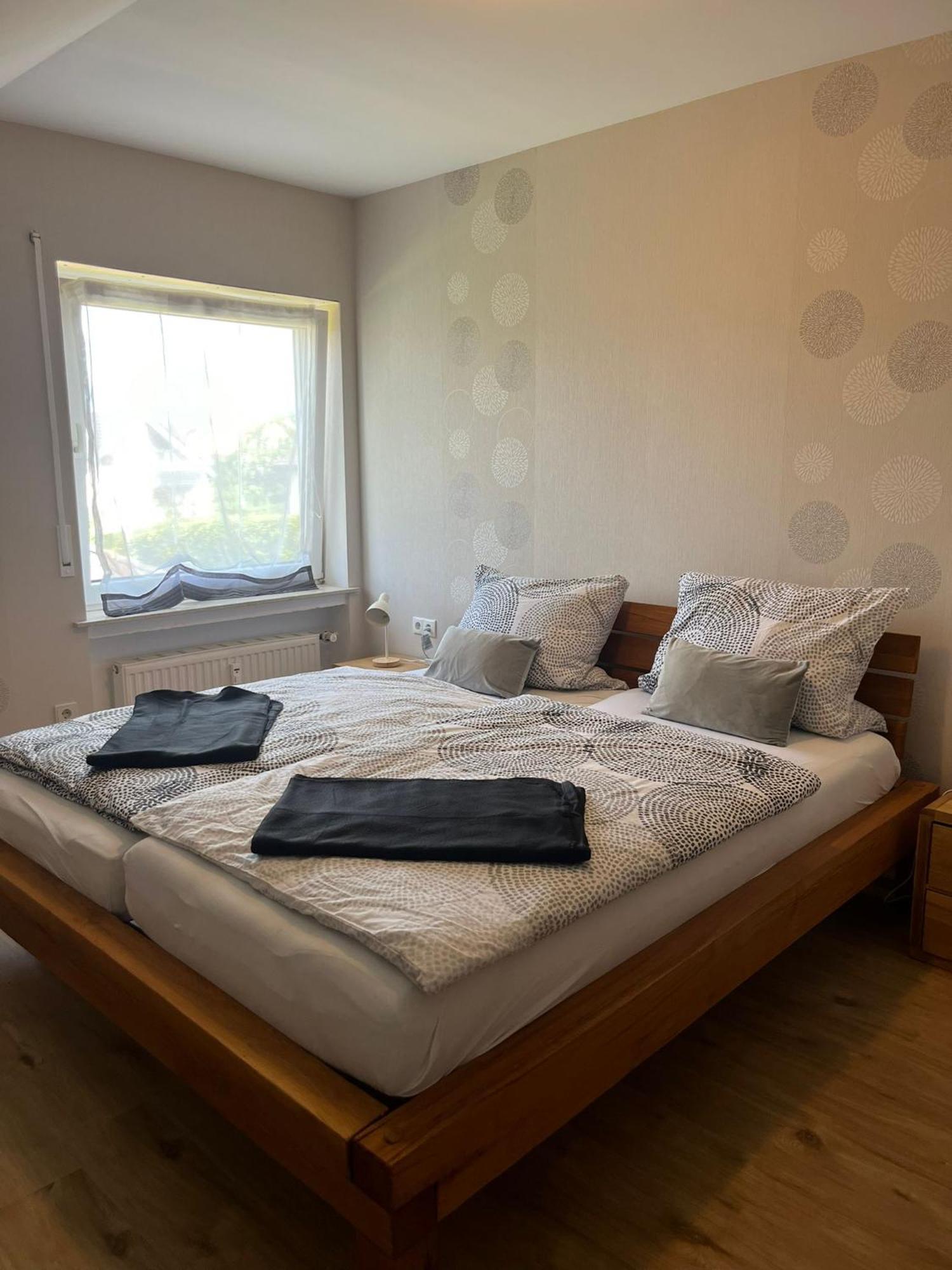 Fewo Hoheeifel, 1 Haus Mit 2 Apartments 5 Schlafzimmer In Kelberg Naehe Nuerburgring 外观 照片